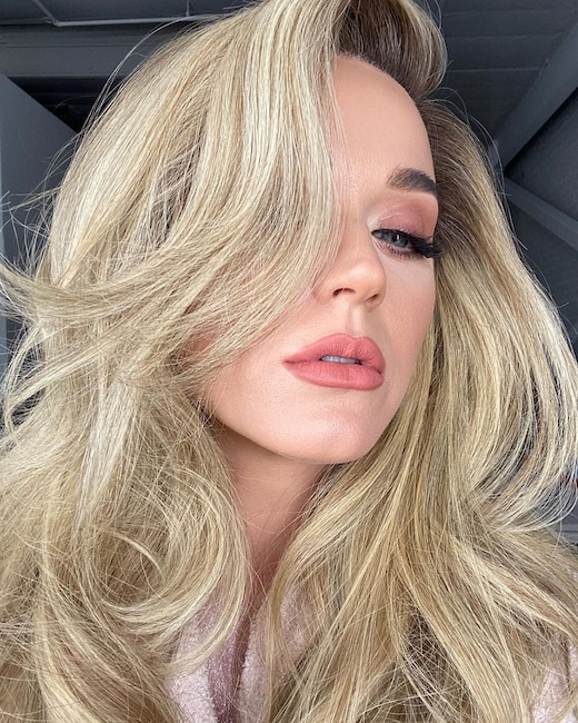 Katy Perry, Instagram